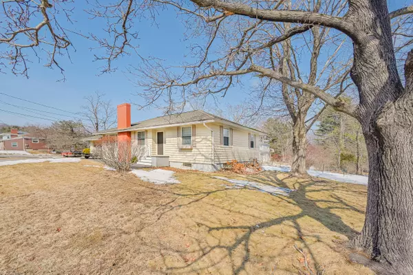 Waterville, ME 04901,9 Glen AVE