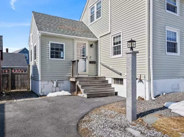 Portland, ME 04103,18 Samuel RD