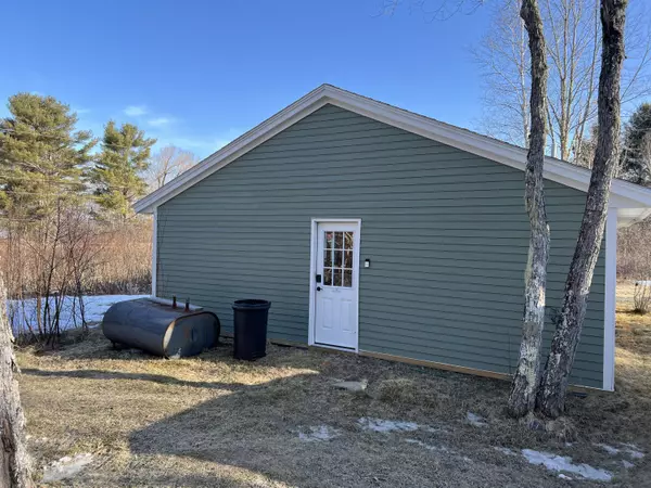 Orland, ME 04472,7 Lakeview LN