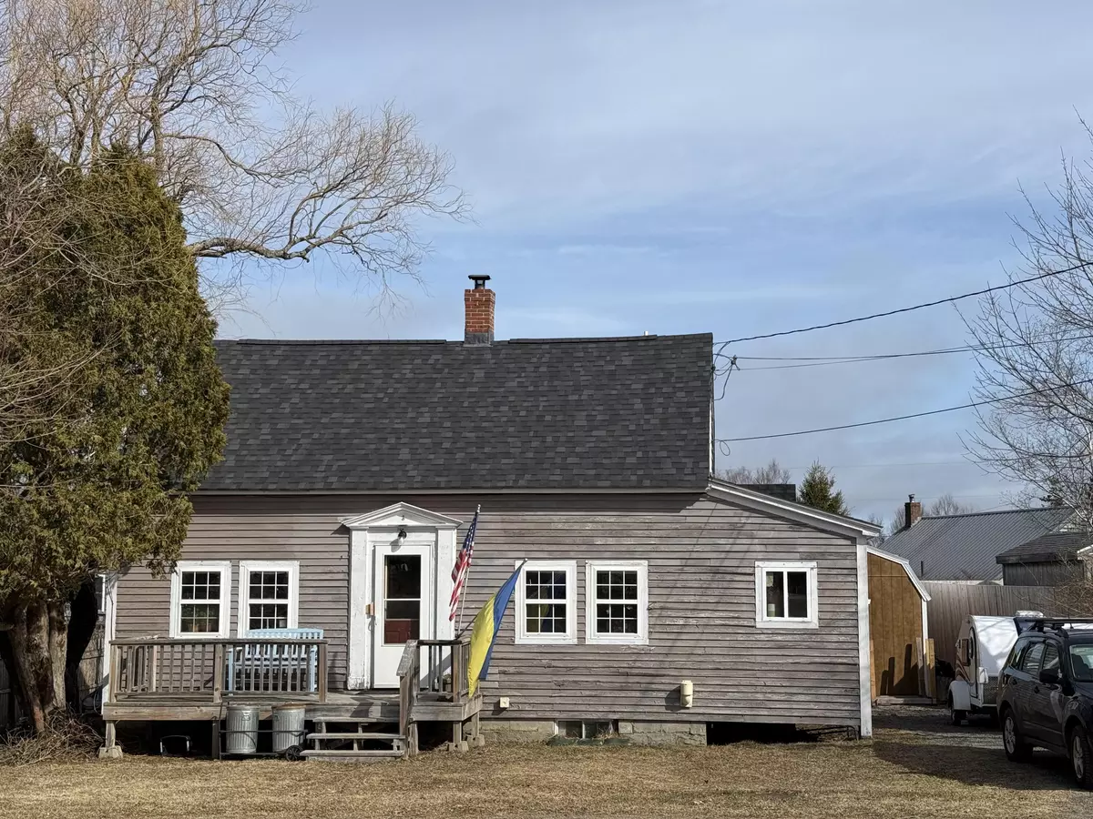 Eastport, ME 04631,3 Evans ST