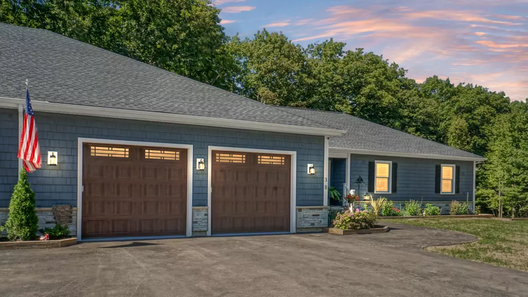 3 Nautical WAY #B, Gray, ME 04039