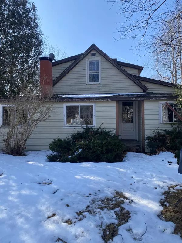 321 Old County RD, Wells, ME 04090