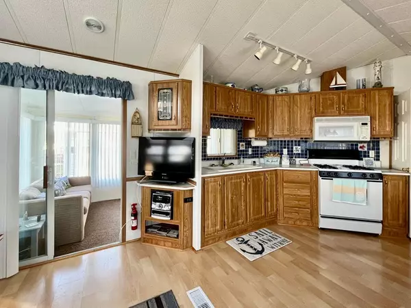 Wells, ME 04090,620 Post RD #64