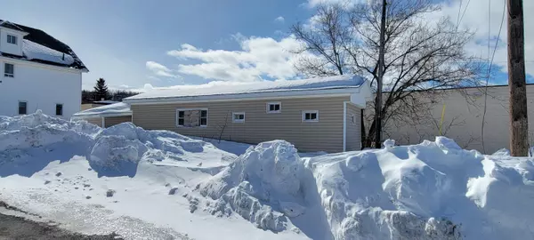 Madawaska, ME 04756,399 Main ST