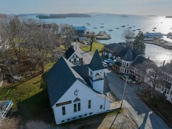 Stonington, ME 04681,10 Seabreeze AVE