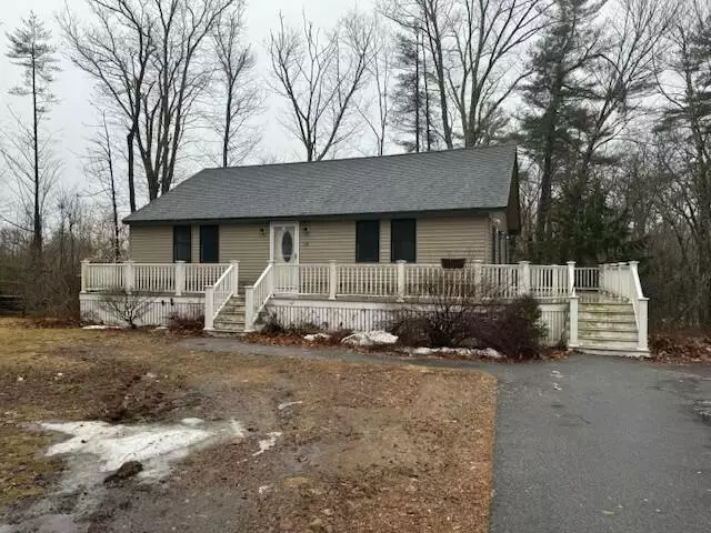 Saco, ME 04072,109 Rocky Hill RD
