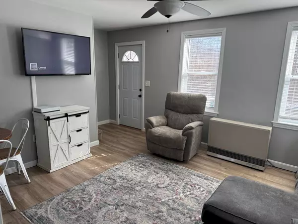 Oakland, ME 04963,21 Railroad AVE