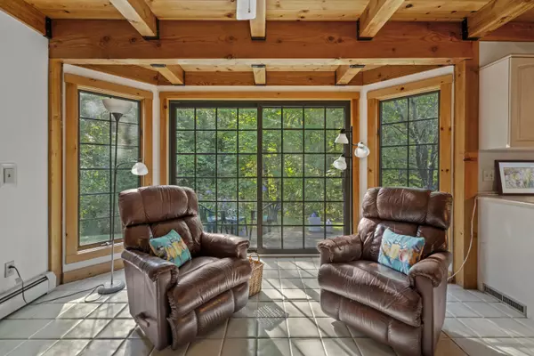 59 Patterson RD, Hampden, ME 04444