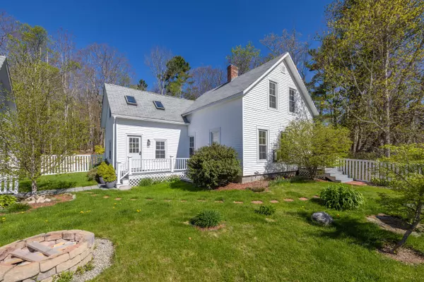 Camden, ME 04843,550 Belfast RD