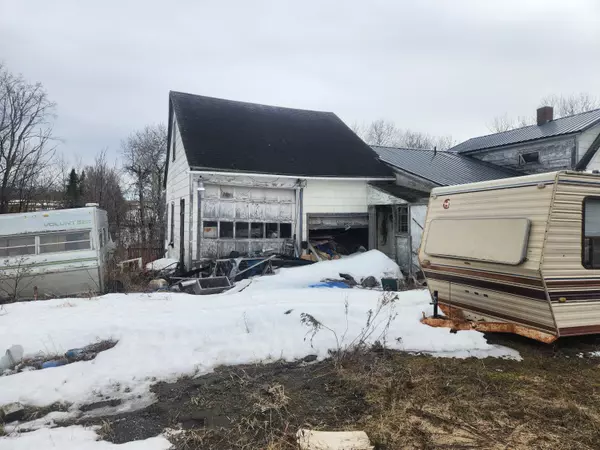 Castle Hill, ME 04757,2132 State RD