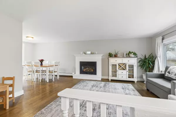 Freeport, ME 04032,129 Wardtown RD