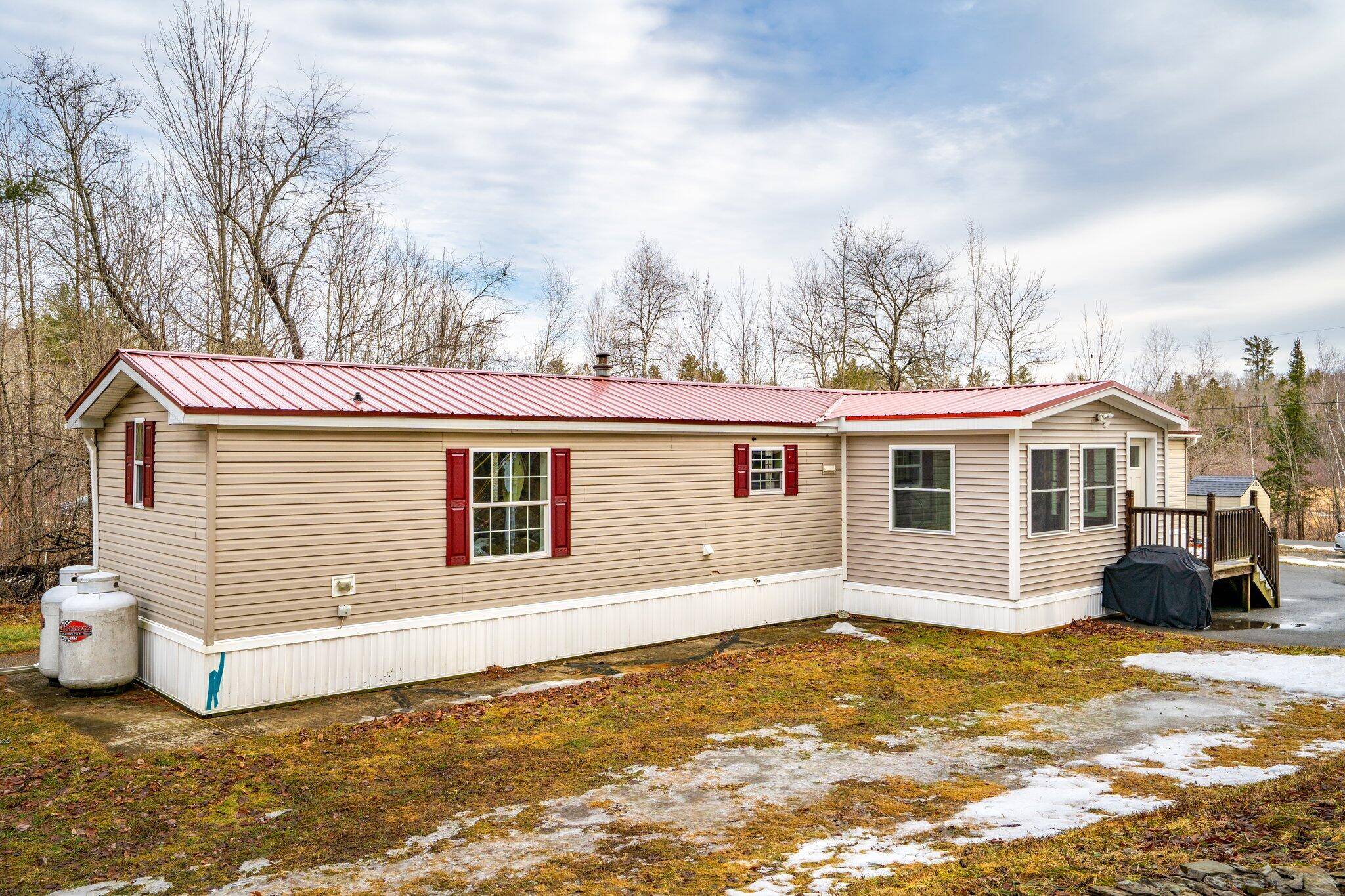 Hermon, ME 04401,286 Clark RD