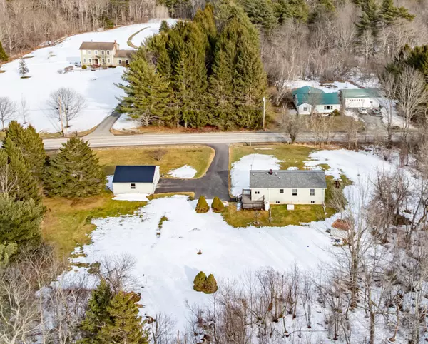 Hampden, ME 04444,432 Back Winterport RD