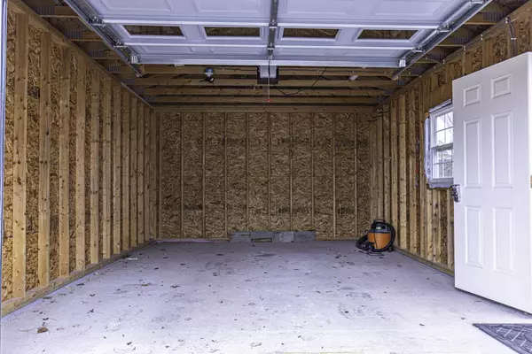 Orono, ME 04473,30 Gilbert ST