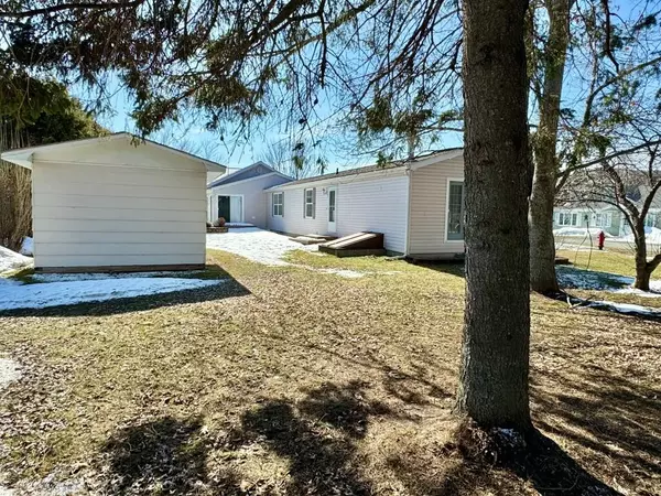 Fort Kent, ME 04743,20 W Market ST