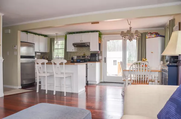 Readfield, ME 04355,187 Beaver Dam RD