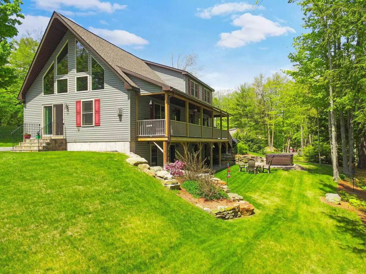 Readfield, ME 04355,67 Poulin DR