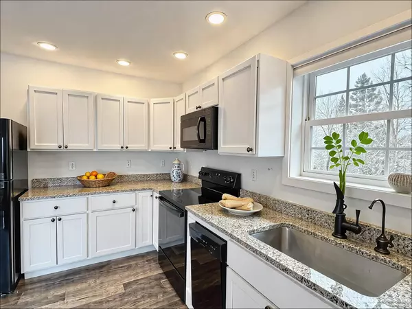 Bar Harbor, ME 04609,1477 State Highway 102