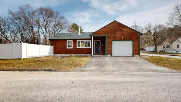 30 Hazelhurst ST, Auburn, ME 04210