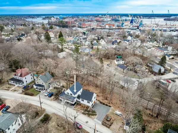 Kittery, ME 03904,43 Love LN