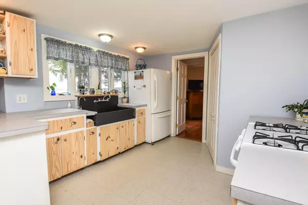 Dover-foxcroft, ME 04426,248 Shore RD S