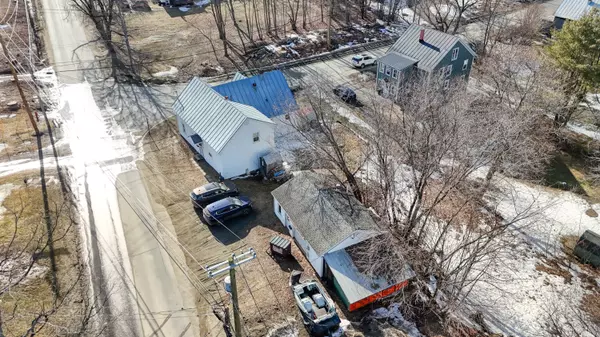 Oakland, ME 04963,73 S Alpine ST