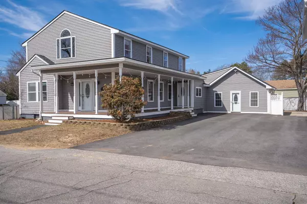 Sanford, ME 04073,17 Carver ST