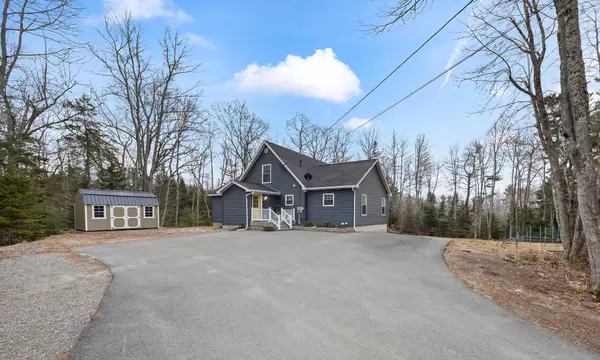 Ellsworth, ME 04605,30 American AVE