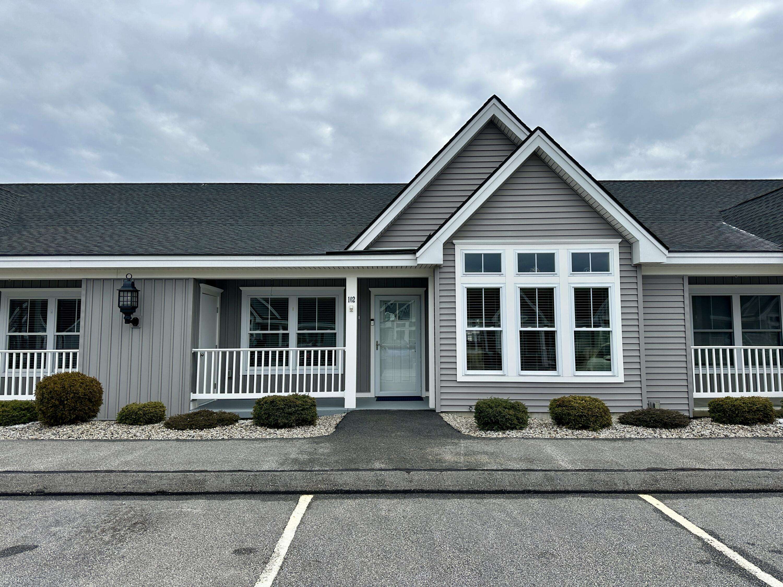 Biddeford, ME 04005,4 Kason LN #102