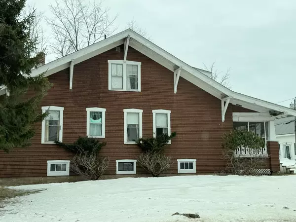 Machias, ME 04654,41 Center ST