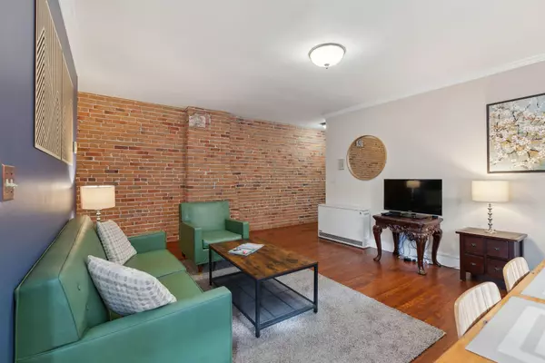 Portland, ME 04102,289 Spring ST #4