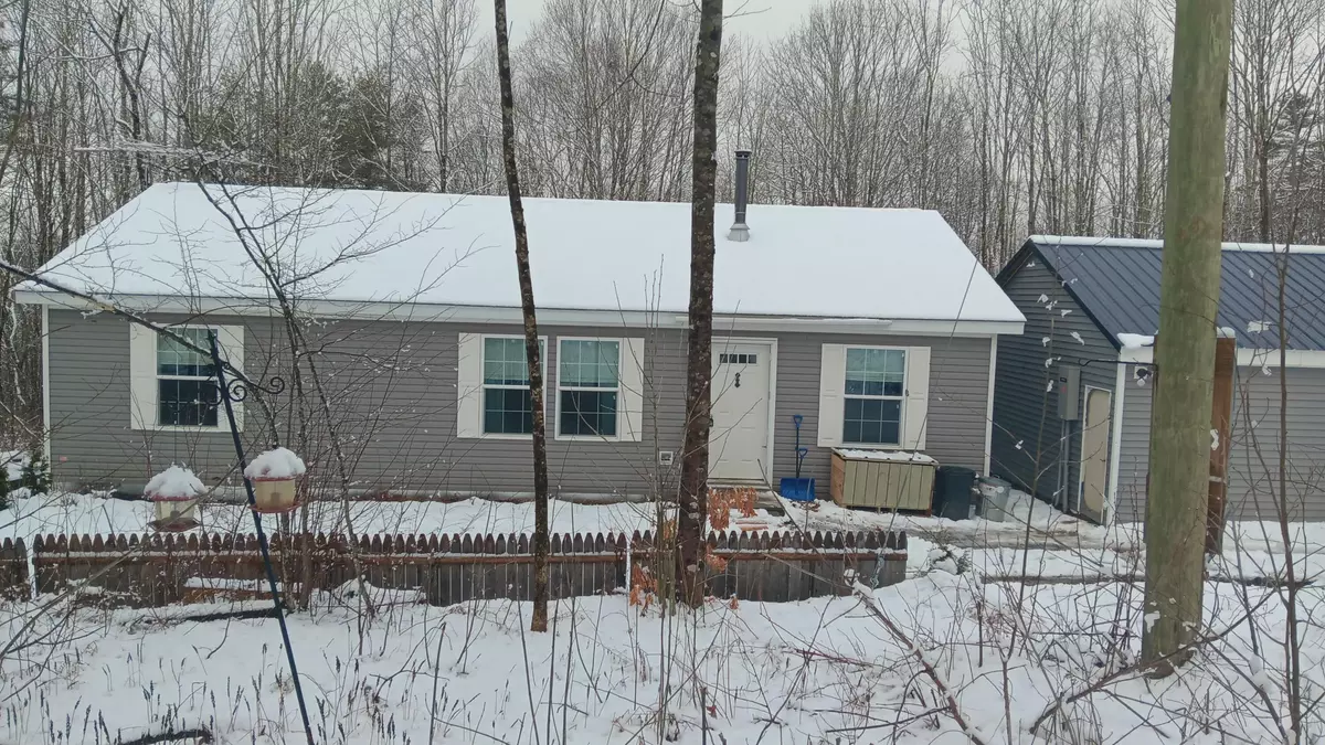 Nobleboro, ME 04555,16 Pleasant DR