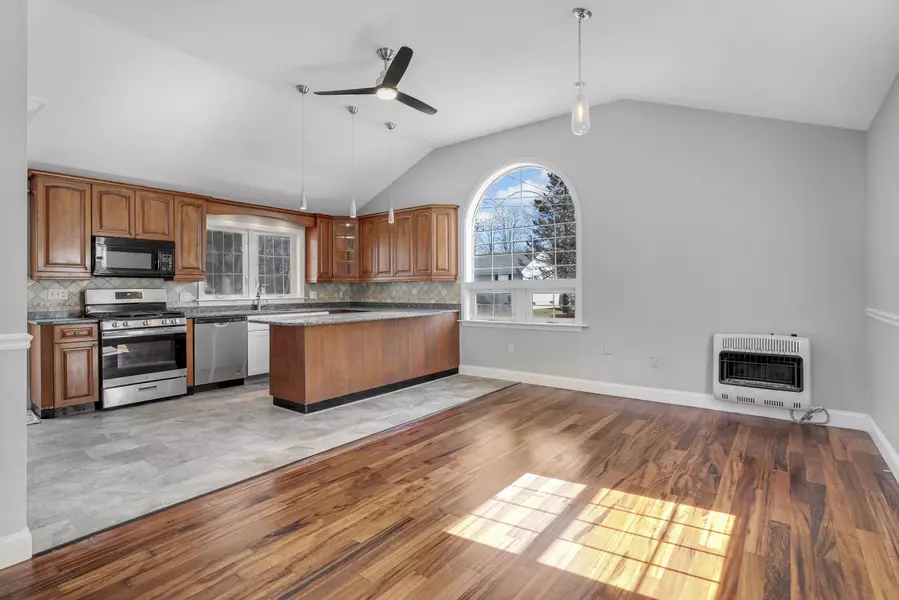 56 Oak ST, Saco, ME 04072