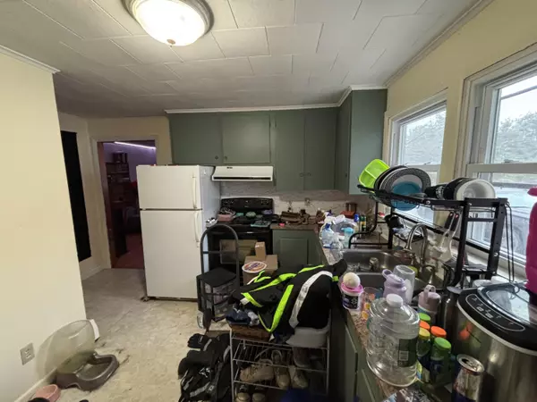 Oakland, ME 04963,214 Fairfield ST