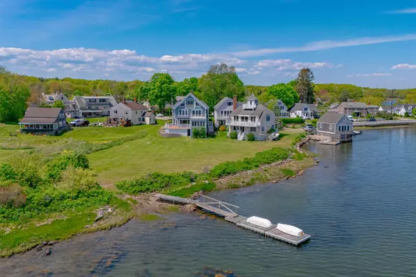 Kennebunkport, ME 04046,7 Pier RD #7