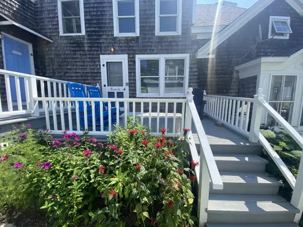 60 Main ST #2, Stonington, ME 04681