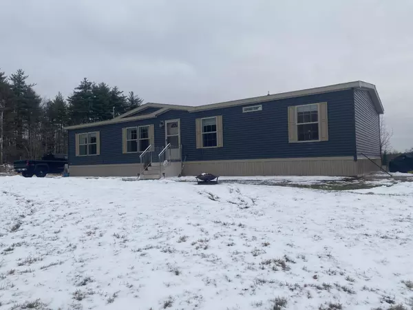 402 West RD, Waterboro, ME 04087