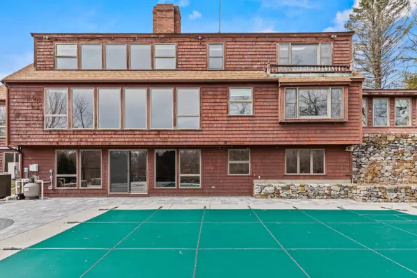 271 Capisic ST, Portland, ME 04102