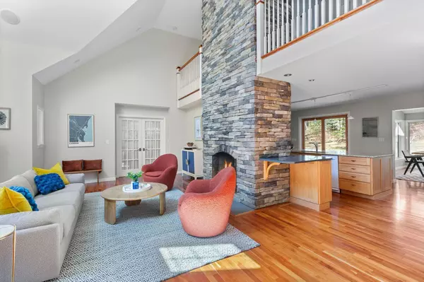 Camden, ME 04843,8 Norumbega DR