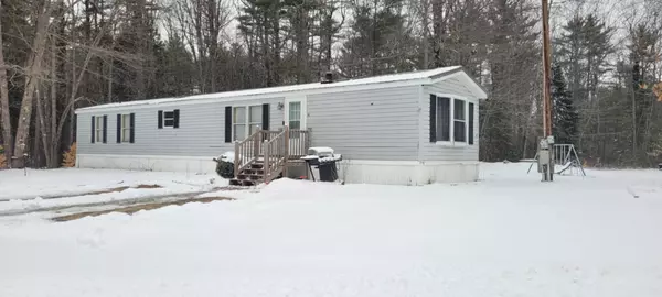 Leeds, ME 04263,18 Dell DR