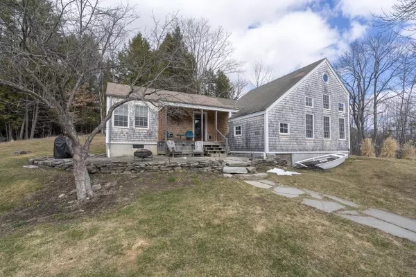 North Yarmouth, ME 04097,376 New Gloucester RD