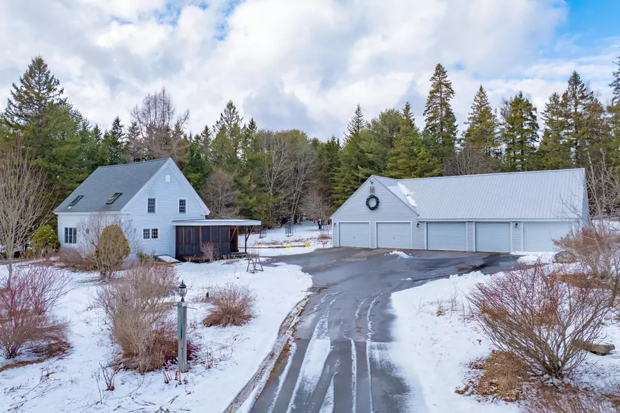 22 Surry Playhouse RD, Surry, ME 04684