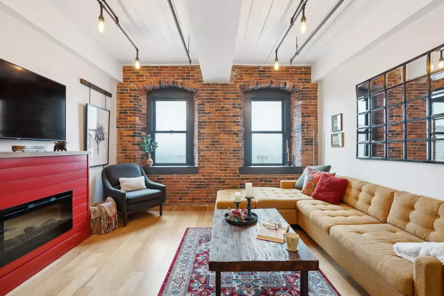 1 Saco Island TER #106, Saco, ME 04072