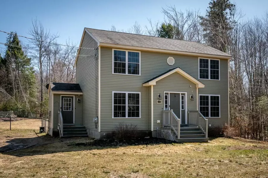254 Dixon RD, Lebanon, ME 04027