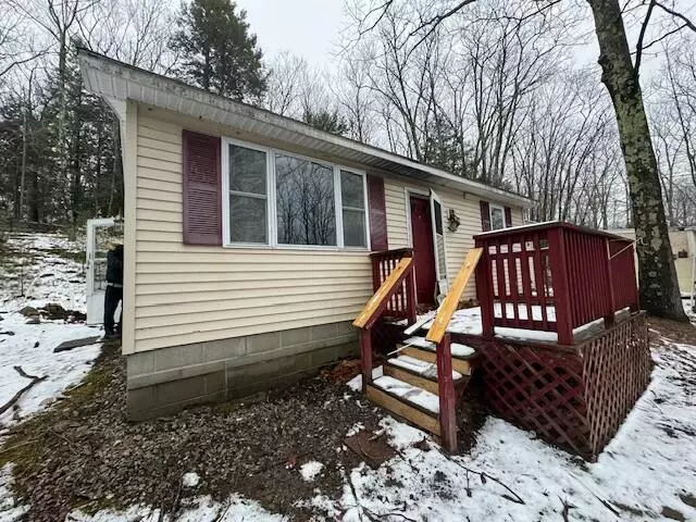 555 Allen Pond RD, Greene, ME 04236