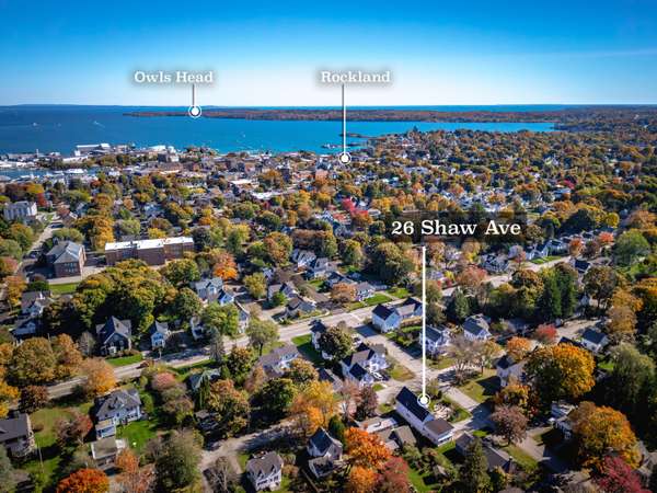 26 Shaw AVE, Rockland, ME 04841