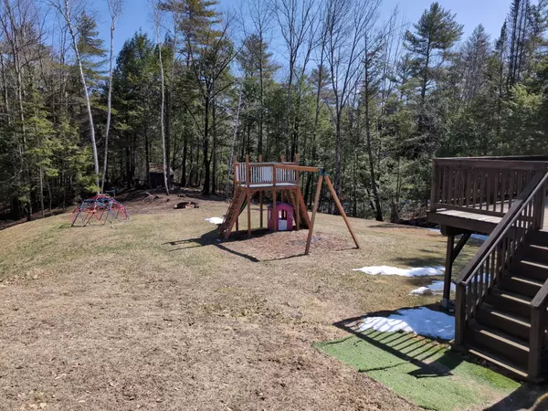 Gray, ME 04039,17 Alishia LN