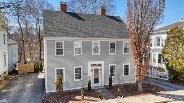 842 Washington ST, Bath, ME 04530