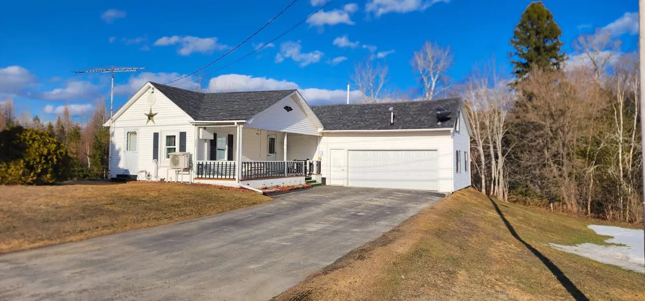 3286 W Chapman RD, Mapleton, ME 04757