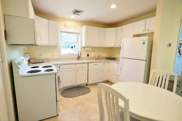 Wells, ME 04090,412 Post RD #D6